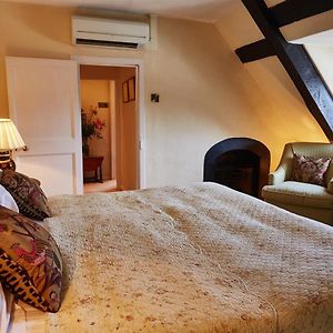 Kamer met een King Size Bed